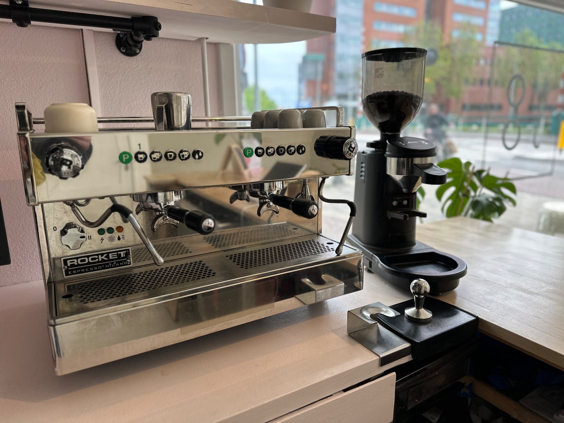 Espressomachine van MOJO